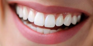Maintaining healthy teeth and gums