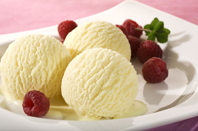 vanilla-ice-cream-scoops